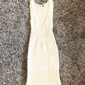 ARITZIA WILFRED THICK CABLEKNIT DRESS CREAM